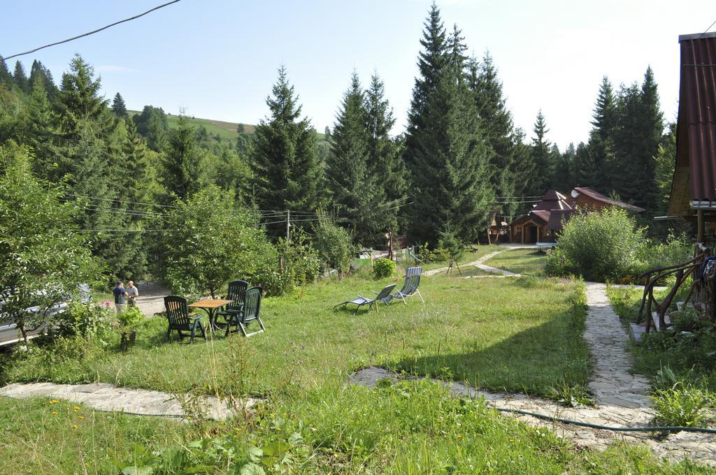 Zarinok Hotel Pilipets Exterior photo