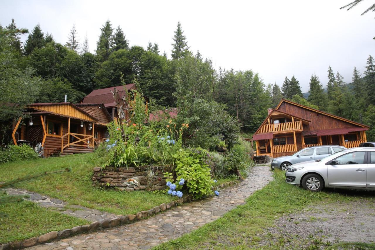 Zarinok Hotel Pilipets Exterior photo